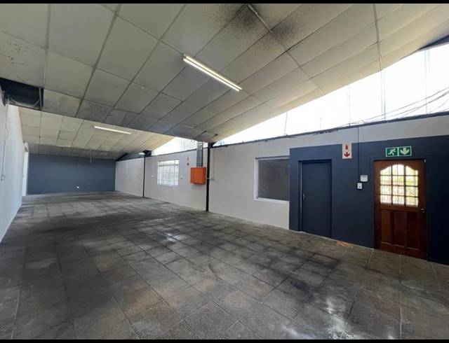 INDUSTRIAL PROPERTY TO RENT IN MASONS MILL
